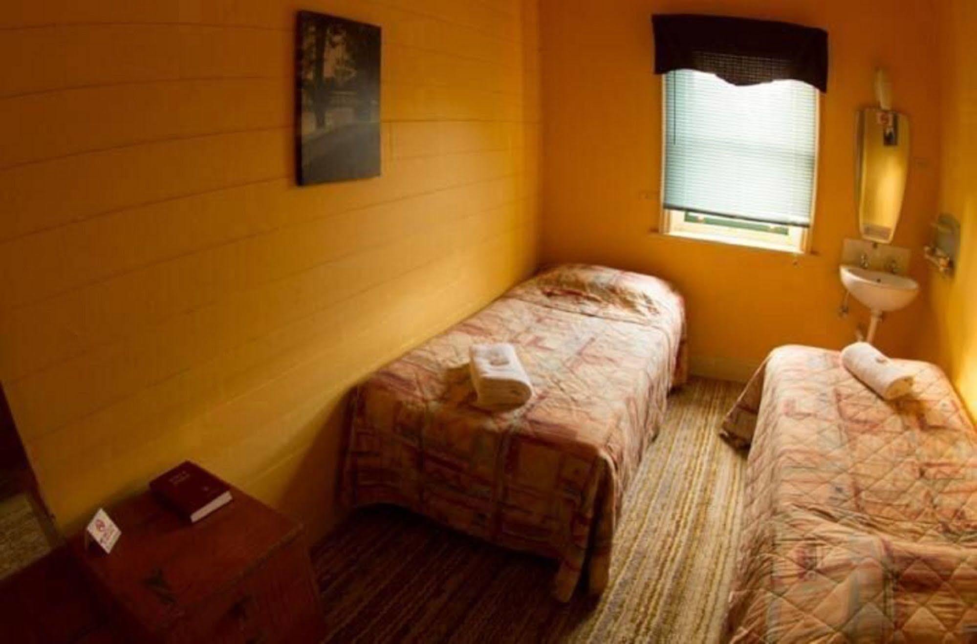 纳拉库特汽车旅馆 外观 照片